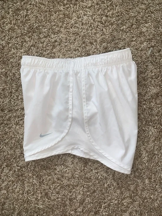 Nike Women's White Athletic Dri-Fit Running Shorts Workout Elastic Waist Small - Picture 8 of 9
